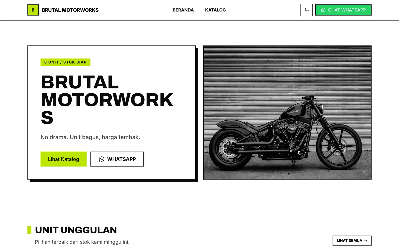 Tampilan beranda template Brutal — Hitam-putih tegas, satu aksen lime menyengat.